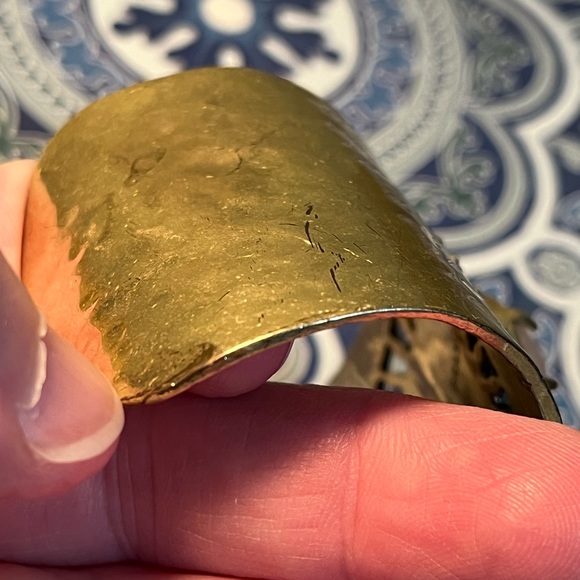 Gorgeous Lucky Brand Cuff Bracelet with Pink Stone (Sunburst design) - Picture 6 of 10